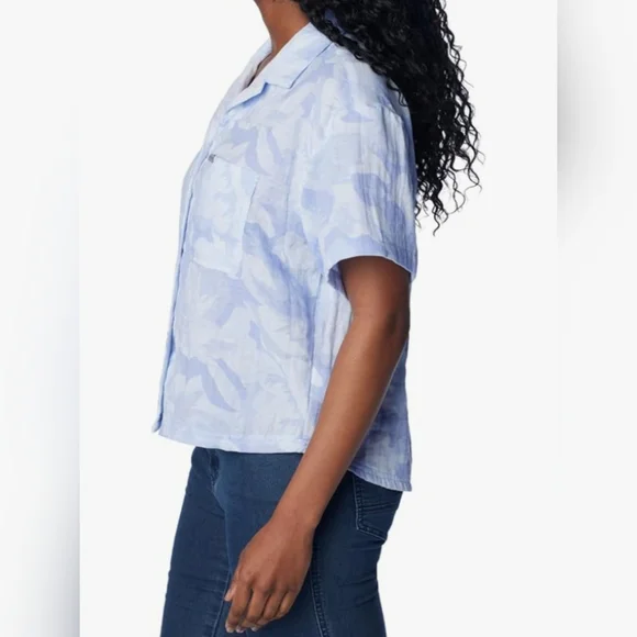 COLUMBIA Holly Hideaway Breezy Short Sleeve Top - Size L - Light Blue (NWT) - Picture 3 of 14